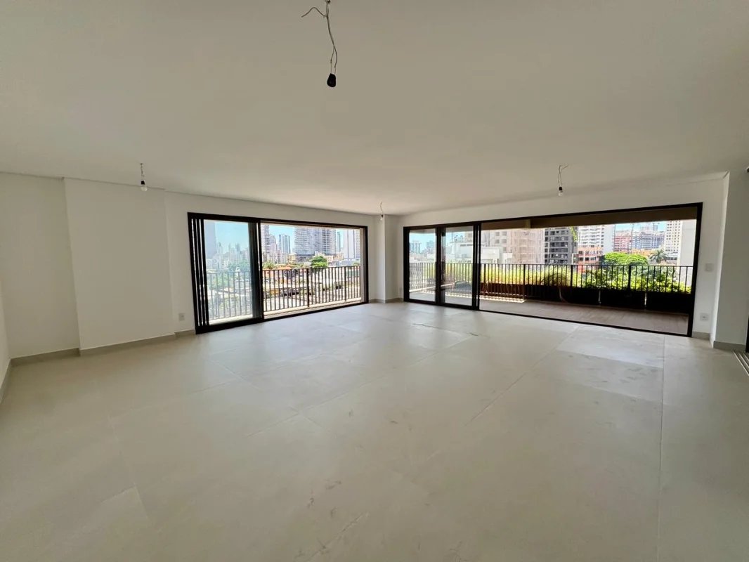 Apartamento à Venda no Setor Bueno - Deck 23 - Imagem 1