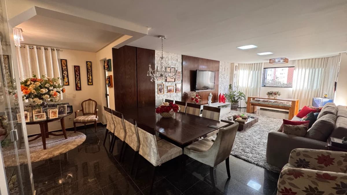 Fachada do Apartamento à Venda no Mont Apalachees
