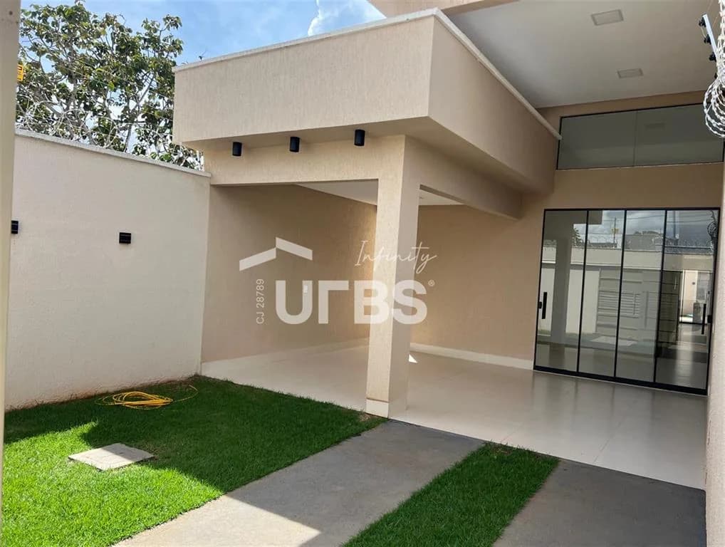 Fachada do Casa de Alto Padrão no Setor Faiçalville – Goiânia