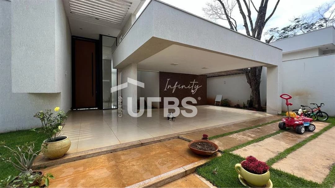 Fachada do Casa à Venda no Residencial Parque dos Cisnes