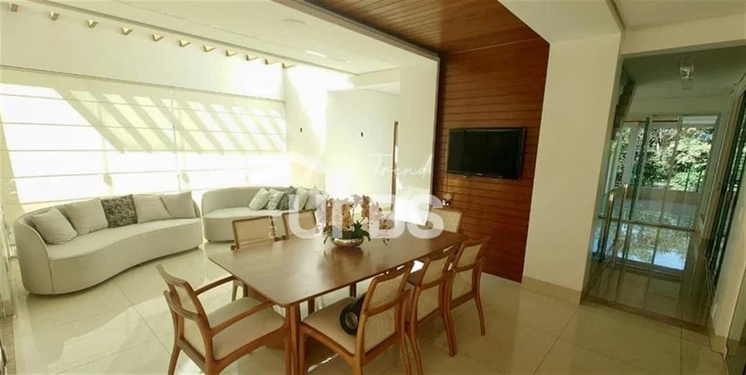 Fachada do Sobrado Condomínio do Lago com 480 m² e 4 suítes