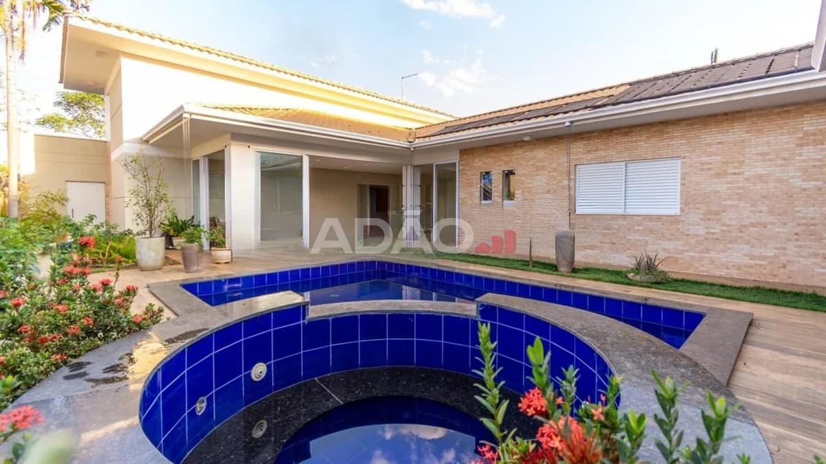 Fachada do Casa Térrea no Jardins Milão | 4 Suítes | Piscina Aquecida | Terreno 719m²