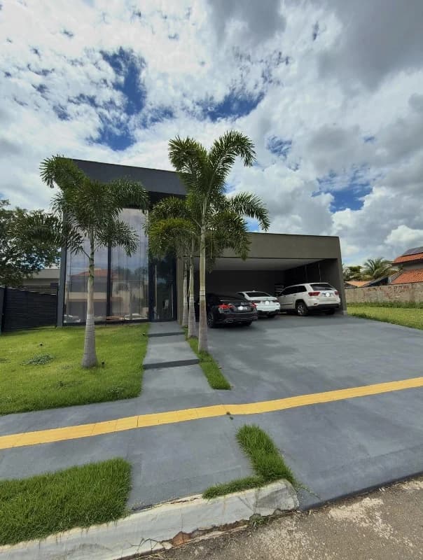 Fachada do Casa Térrea no Portal do Sol Golfe Green | 260m² | 4 Suítes | Piscina Aquecida