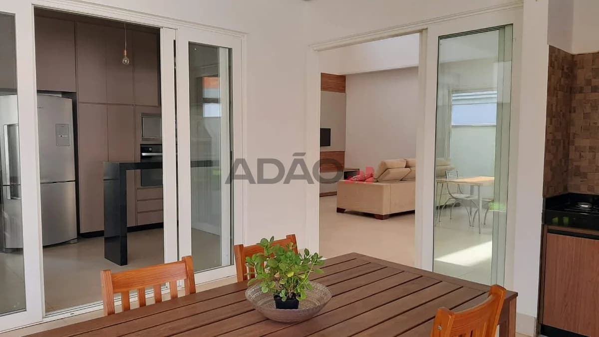 Fachada do Casa Térrea no Portal do Sol Green | 221m² | 4 Suítes | Varanda Gourmet