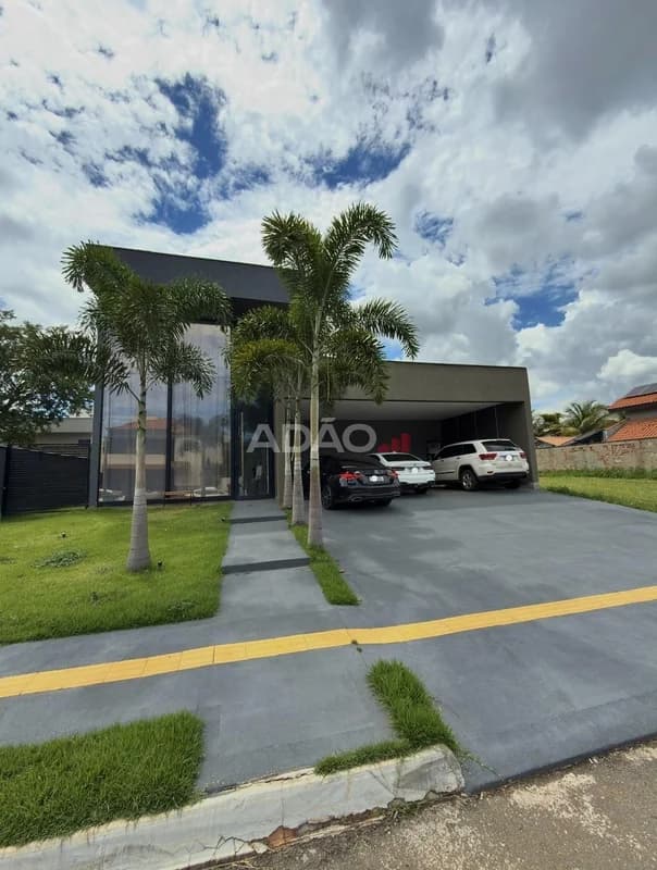 Fachada do Casa Térrea no Portal do Sol Golfe Green | 260m² | 4 Suítes | Piscina Aquecida