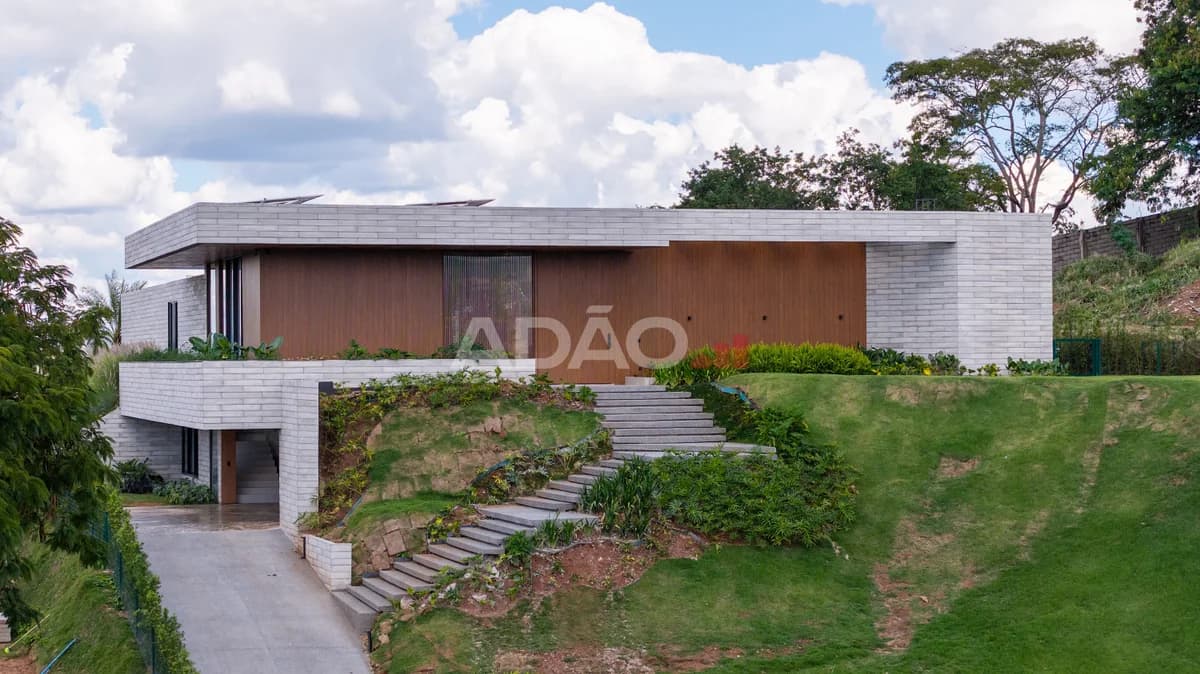 Fachada do Casa Mobiliada no Aldeia do Vale | 760 m² e 4 suítes