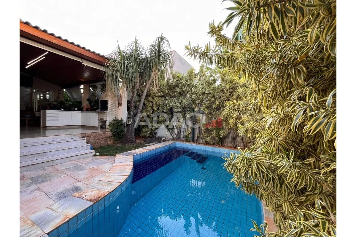 Fachada do Sobrado no Potal do Sol II em Goiânia | 3 Suítes | 308m²