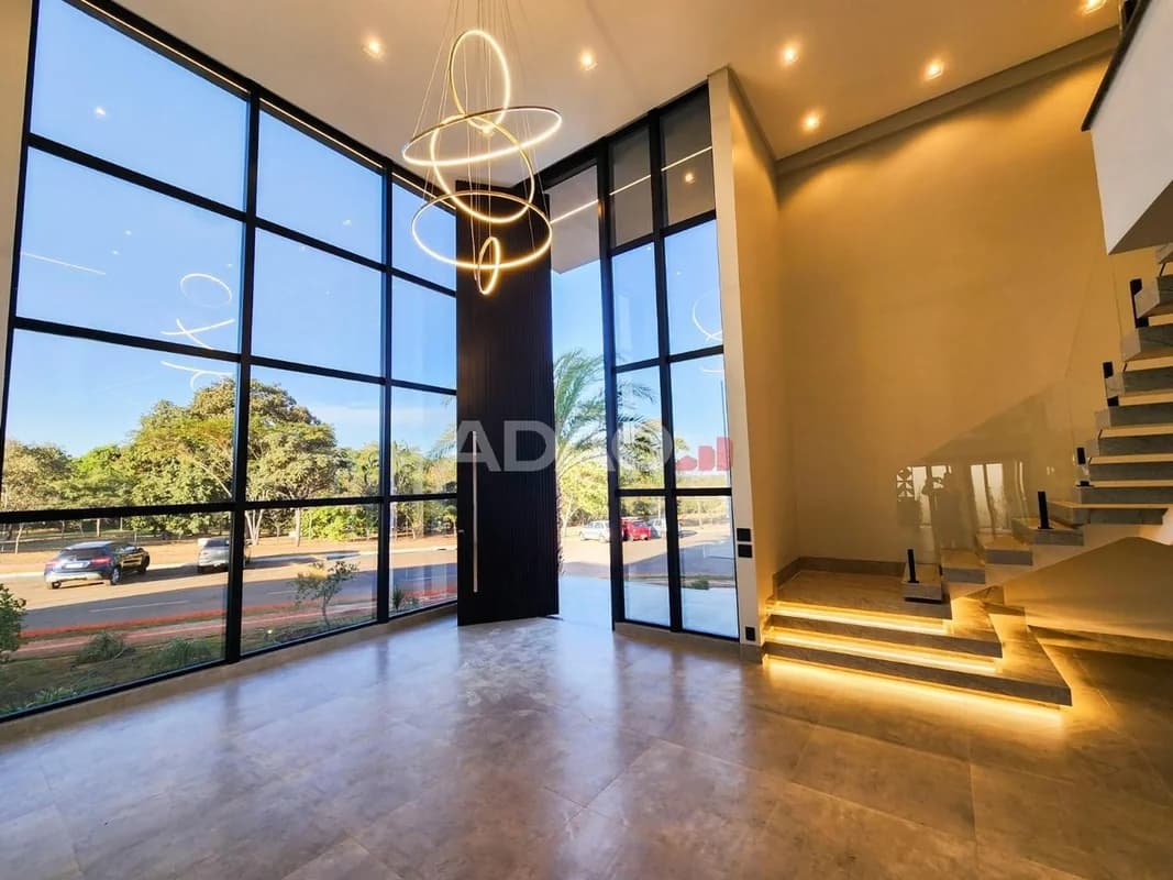 Fachada do Casa de Alto Padrão no Portal do Sol Green | 418m² | 5 Suítes | Vista para o Bosque