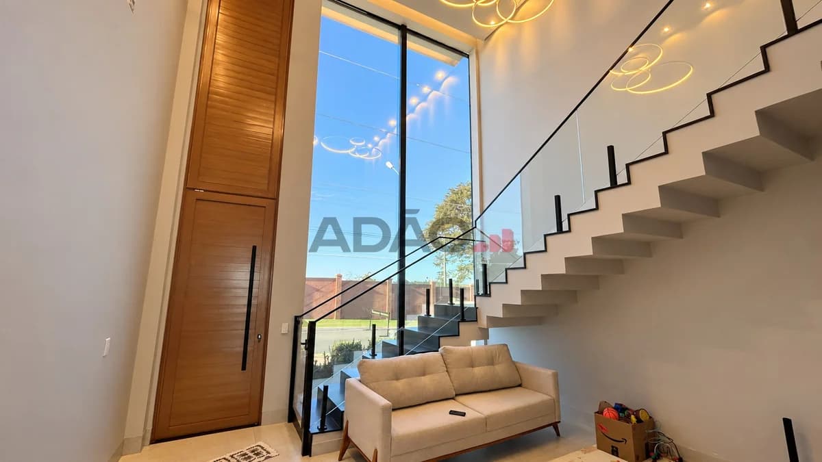 Fachada do Casa no Portal do Sol Garden | 306m² | 5 Quartos | Pé-Direito Duplo