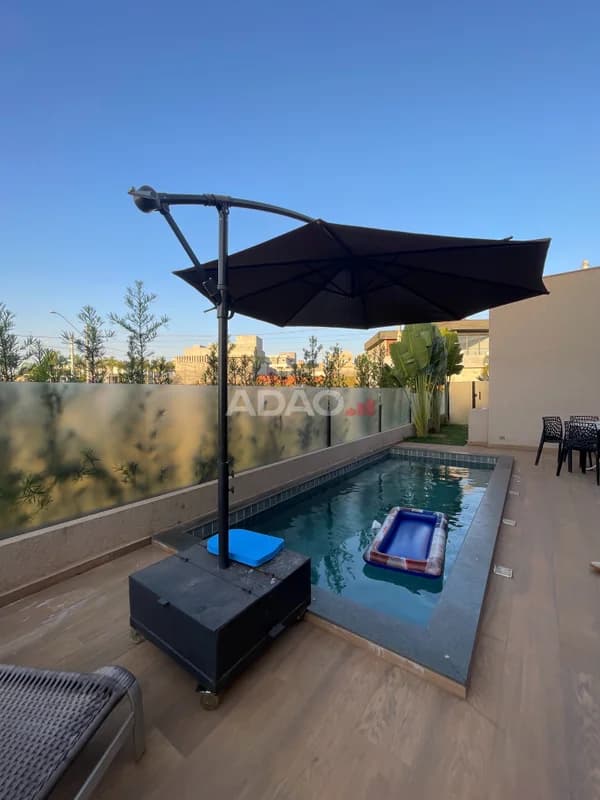 Fachada do Casa 4 Suítes no Jardins Capri | 230 m² e Piscina com Hidromassagem