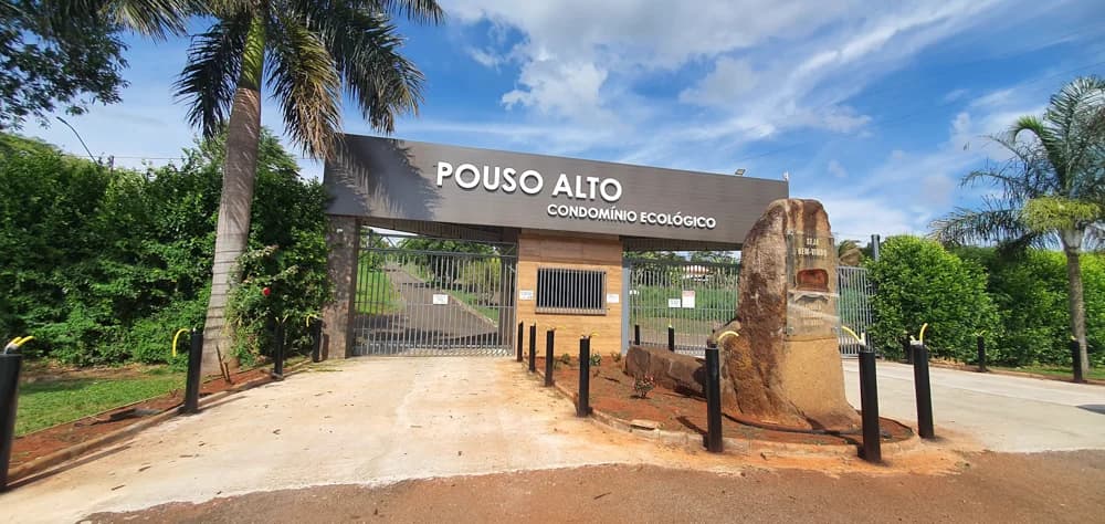 Fachada do Chácara com 1.500m² próximo a Nerópolis