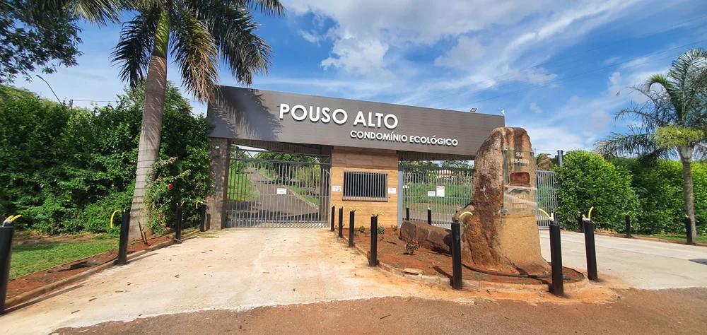 Fachada do Chácara com 1.500m² próximo a Nerópolis