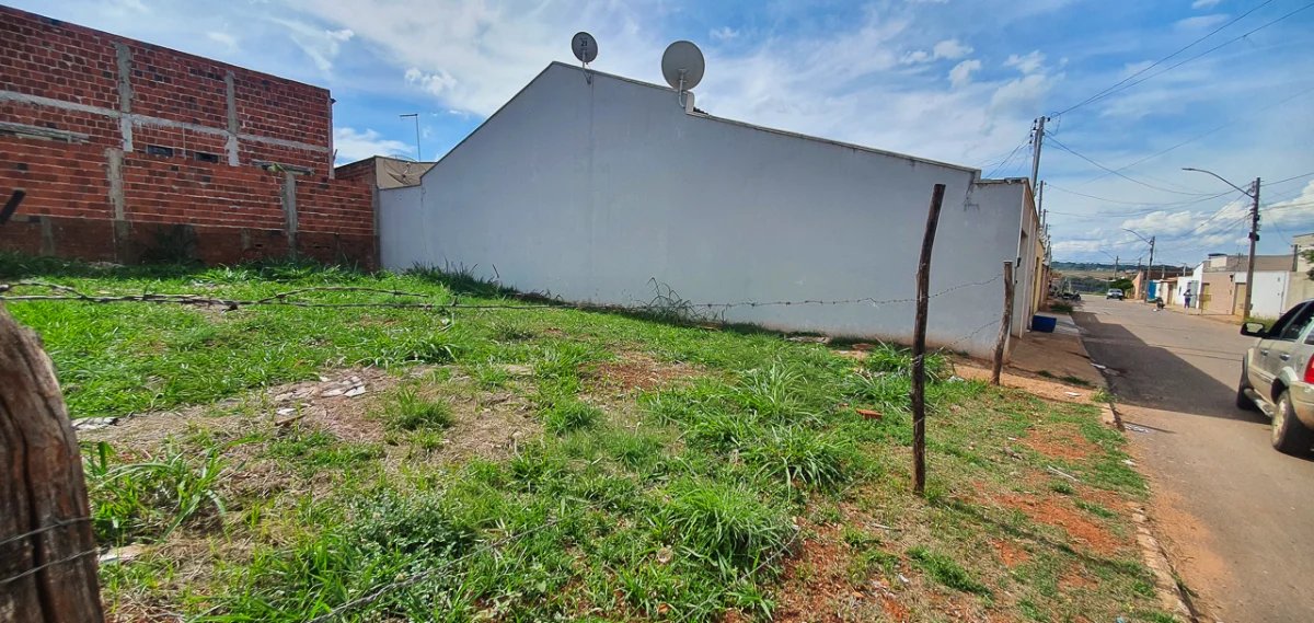 Ágio de Lote no Alda Tavares em Nerópolis - Imagem 1