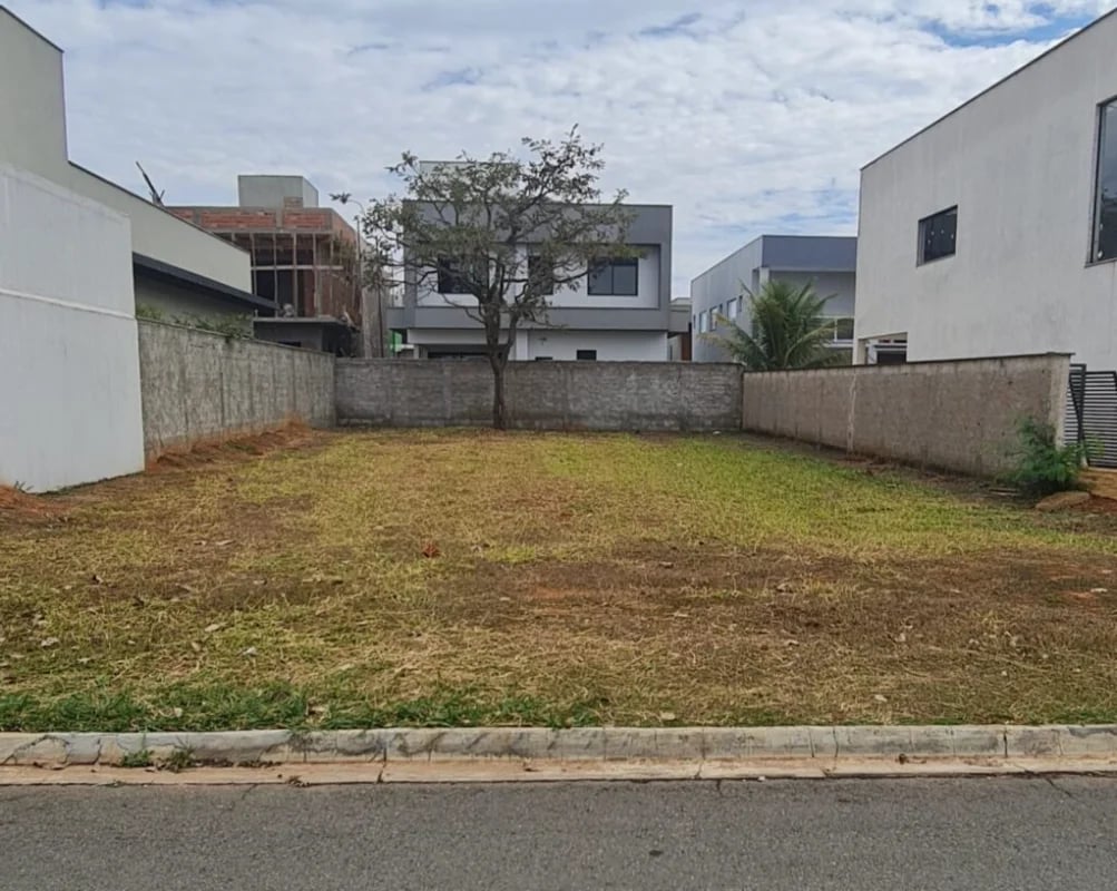 Lote à Venda no Portal do Green - Imagem 1