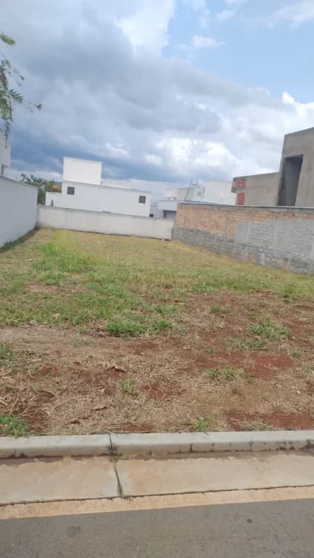 Fachada do Lote no Alpha 1 | Senador Canedo