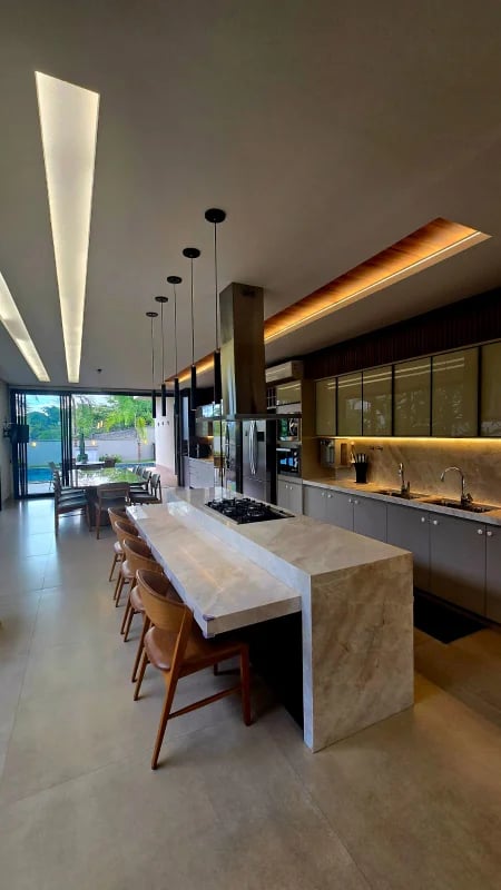Sobrado à Venda no Condomínio do Lago - 320m² e 5 Suítes - Imagem 1
