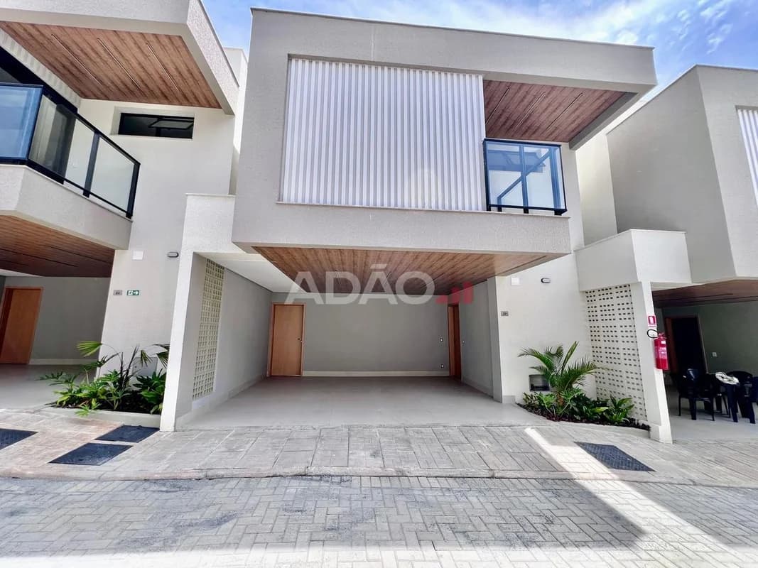 Fachada do Sobrado no House Garden Jaó | 148m² | 3 Suítes | Quintal Privativo