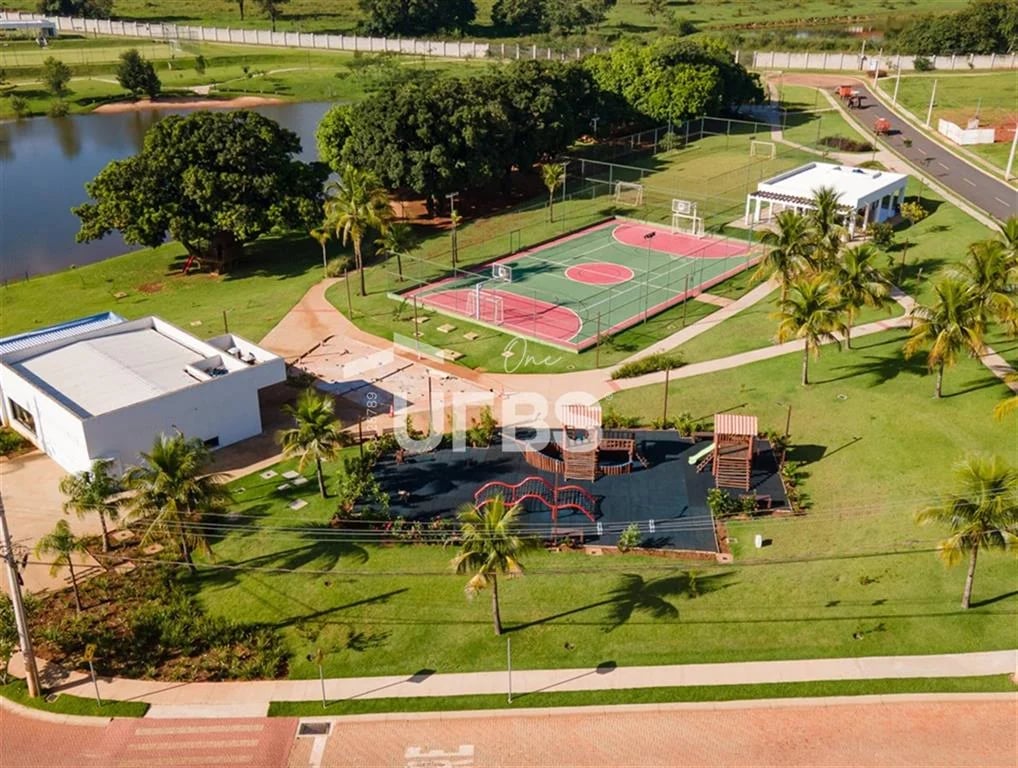 Lote à Venda no Parqville Quaresmeira - Imagem 1