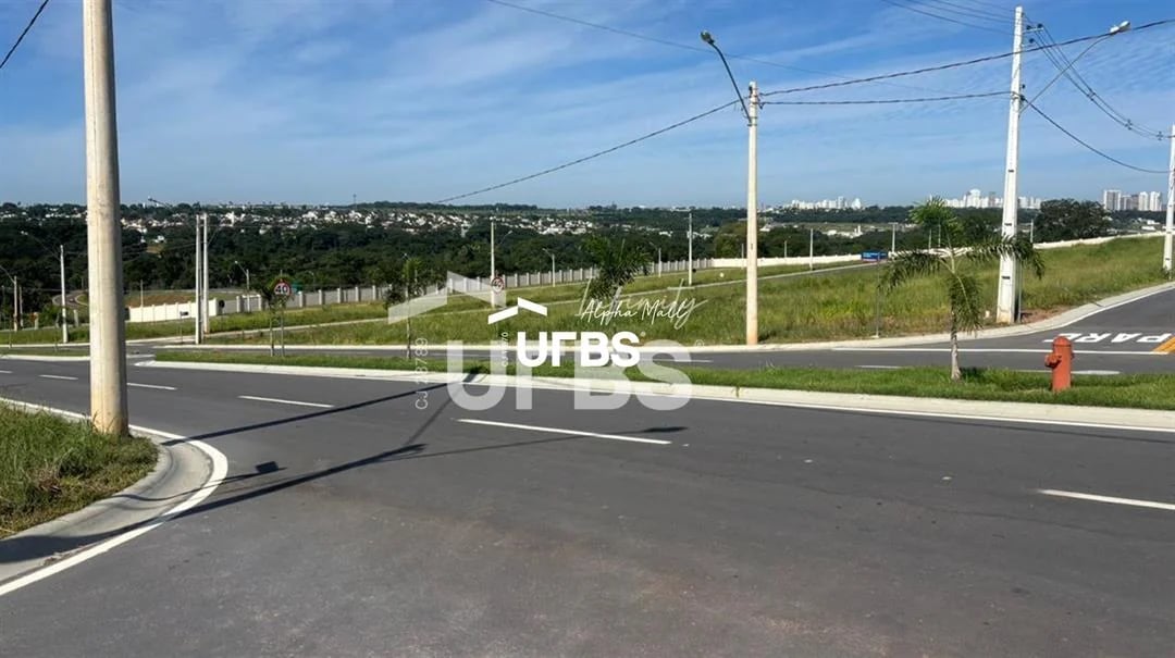 Lote de Esquina no Vinhas Flamboyant | 350m² | Pronto para Construir - Imagem 1