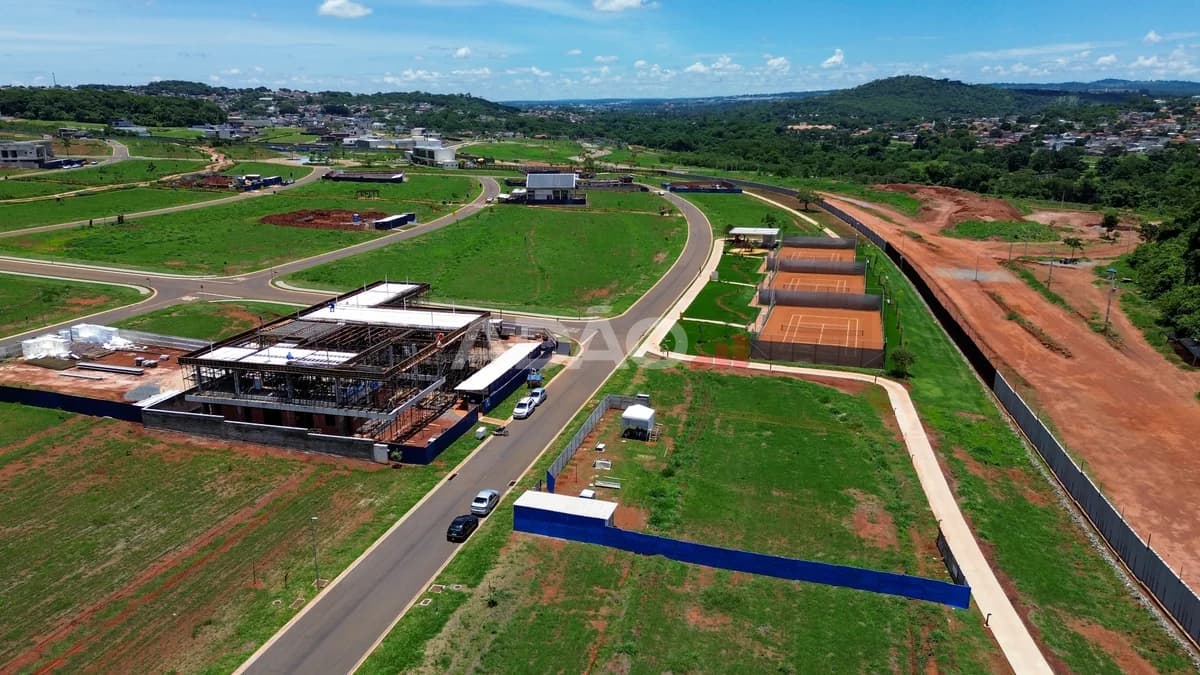 Fachada do Terreno Plateau D`or Unique com 1481m² - O maior lote do condomínio
