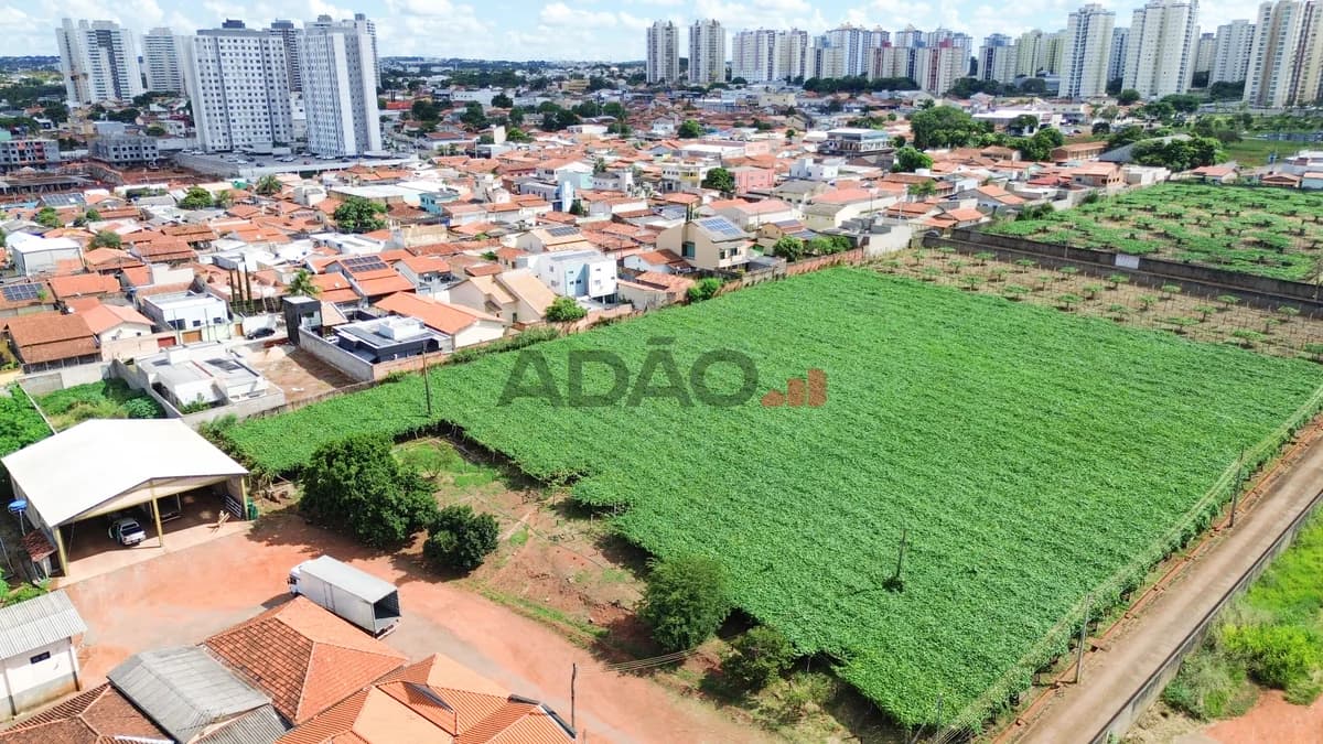 Fachada do Área Comercial no Parque Oeste Industrial